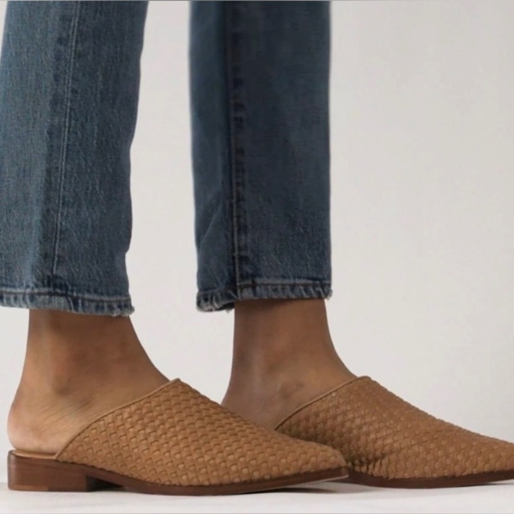 Nisolo All-Day Woven Heeled Mule In Almond - Picture 4 of 12